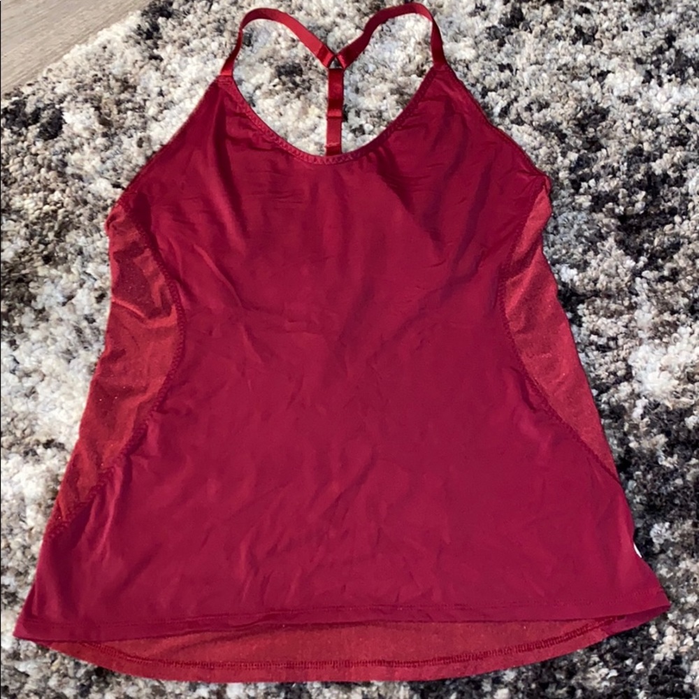 Thin lululemon workout tank
